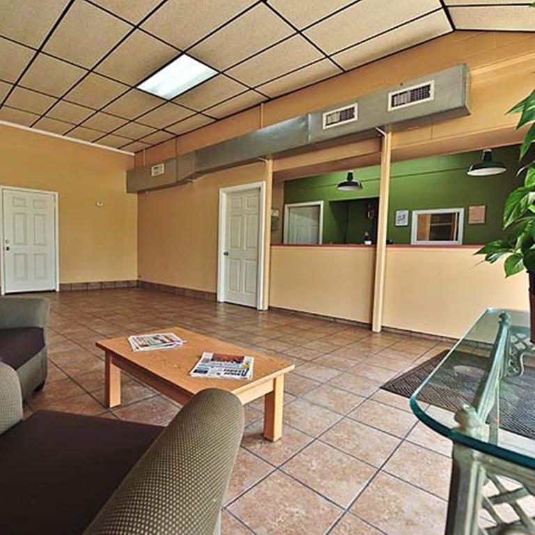 Relax Inn Guin Exterior foto